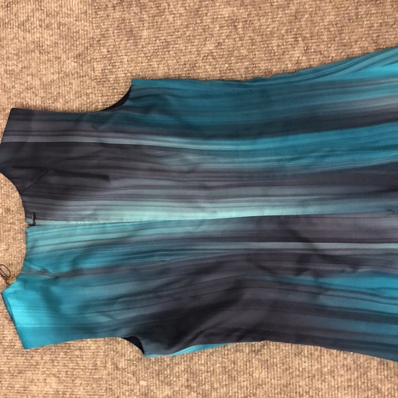 Gorgeous Elie Tahari dress - Picture 5 of 6